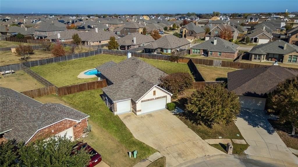 263 Archer Way - Photo 4 of 23