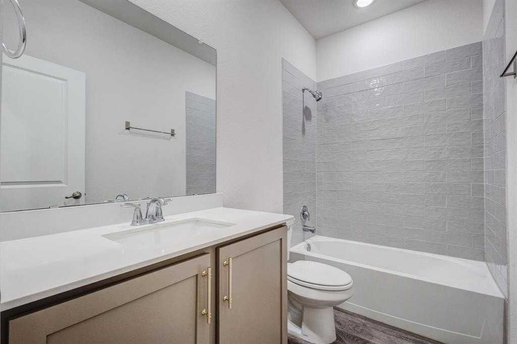 11120 Canyon Oak Street - Photo 5 of 26