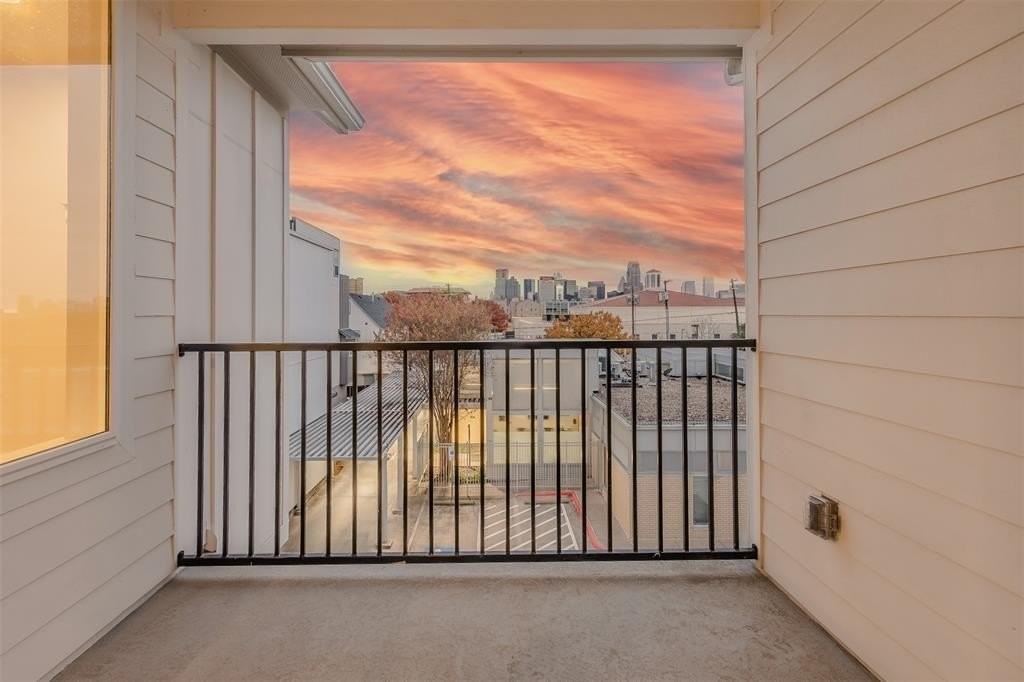 1144 Lavender Rdg - Photo 3 of 18