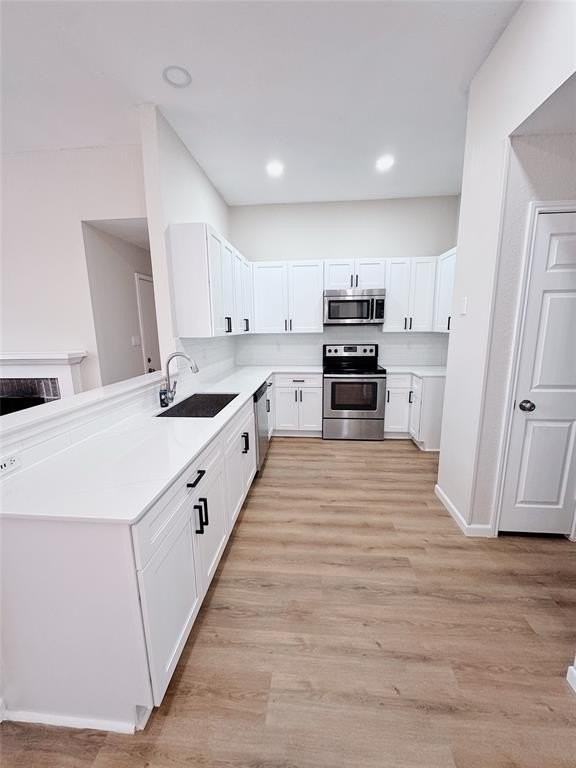 7709 Radford Circle - Photo 6 of 24