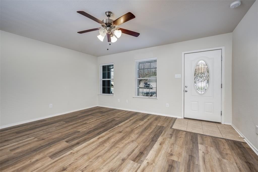 2904 Dana Lane - Photo 5 of 30