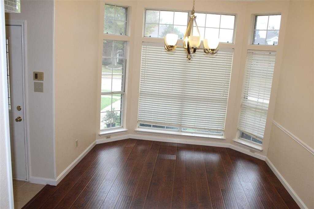 4112 Howard Drive - Photo 3 of 31