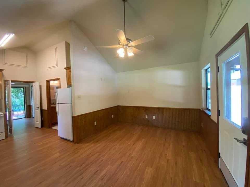 640 Heritage Creek Drive - Photo 2 of 12