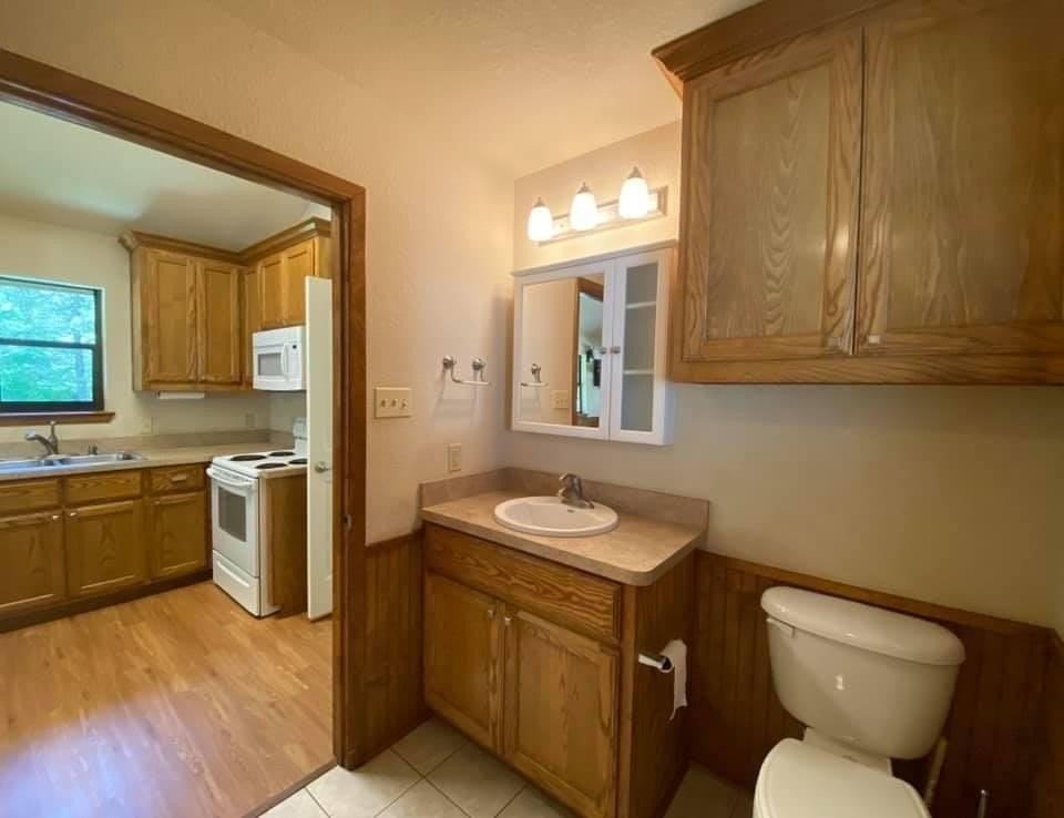 640 Heritage Creek Drive - Photo 6 of 12