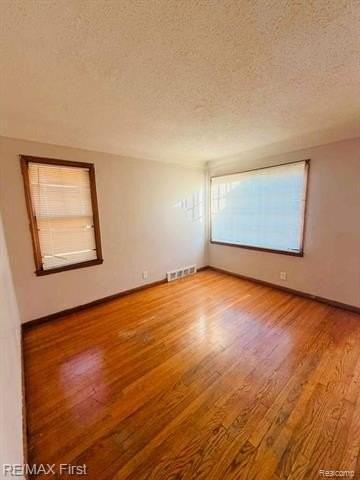 15625 Bringard Dr - Photo 2 of 7