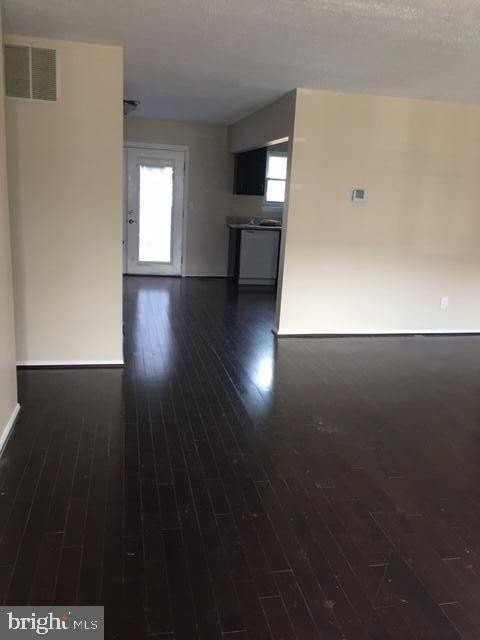 22 Pikehall Place - Photo 7 of 18