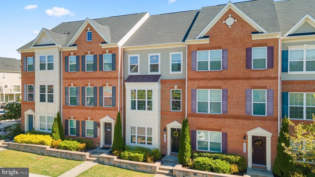 7960 Blue Stream Drive - Photo 2 of 45