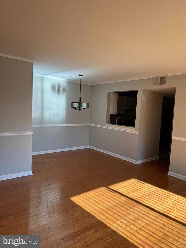 25 CHURCH ROAD MAPLE SHADE NJ #8 unit: #8 #8 - Photo 6 of 21