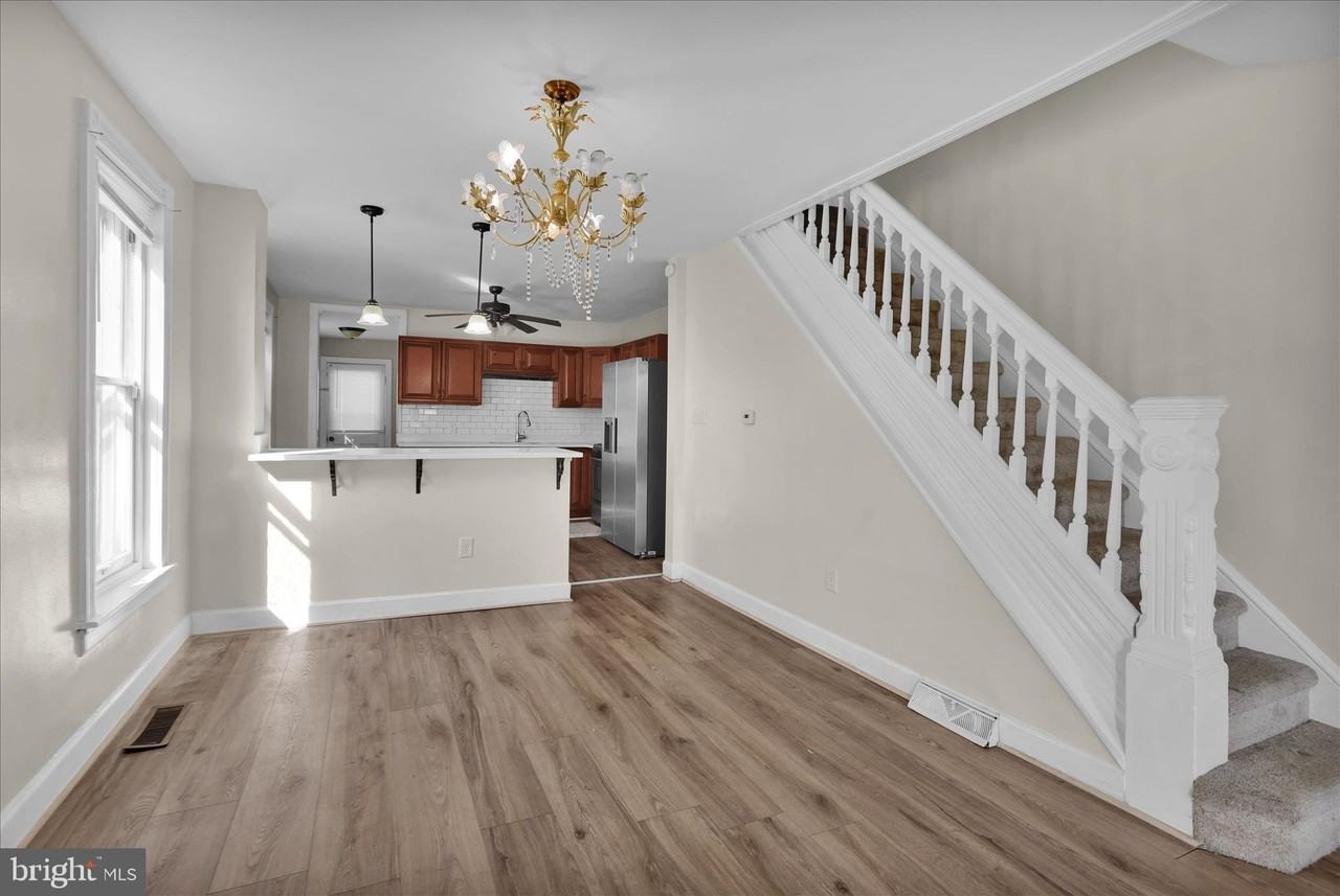 715 Mount Laurel Road - Photo 4 of 24