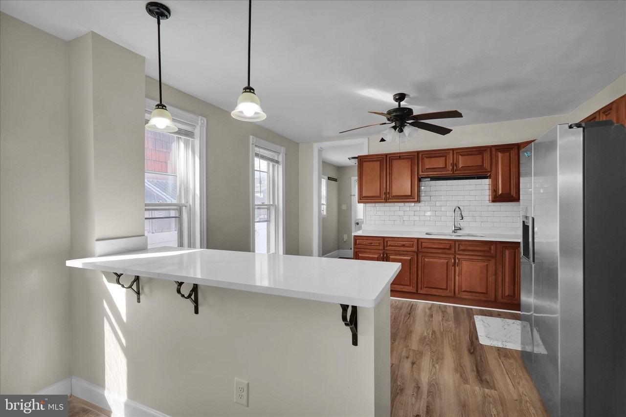 715 Mount Laurel Road - Photo 7 of 24