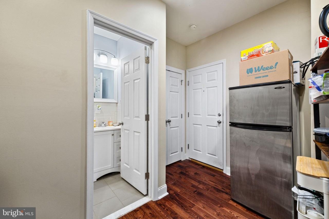 4633 Walnut Street #B - Photo 7 of 9