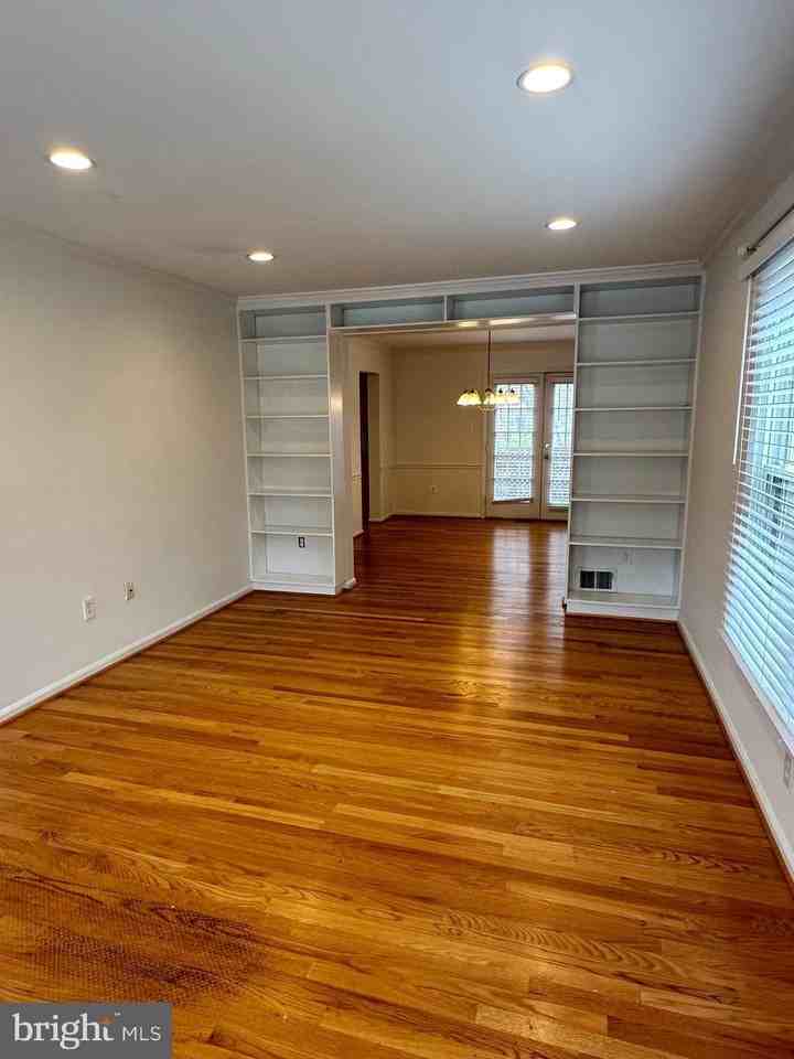 2258 Cartbridge Rd - Photo 3 of 35