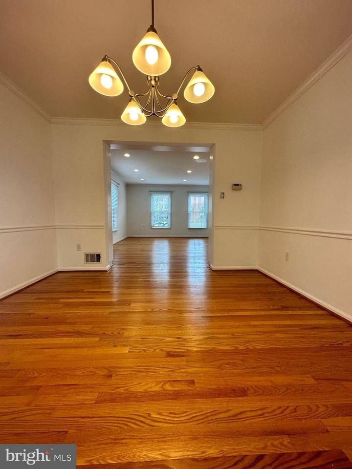 2258 Cartbridge Rd - Photo 6 of 35