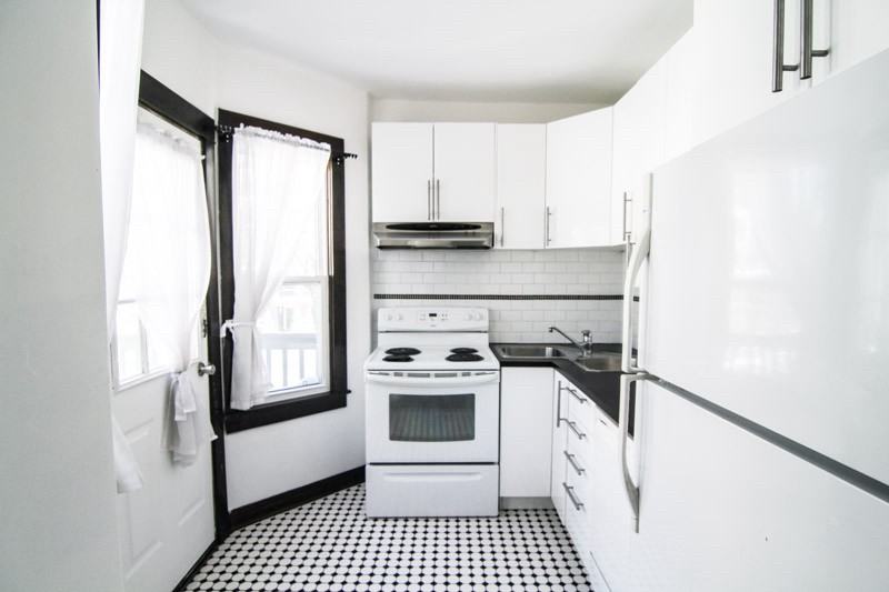 76 Orchard View Blvd - Photo 2 of 9