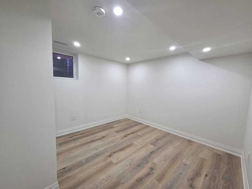 63 Brisdale Drive #2 - Photo 7 of 15