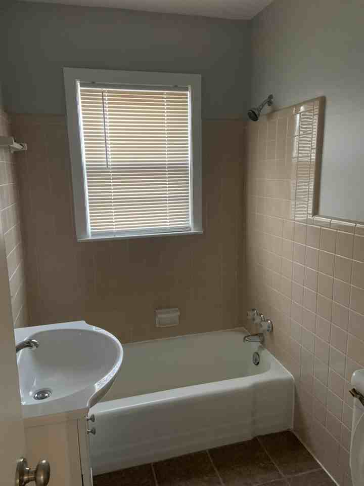 1609 South Lee Drive - Photo 6 of 10