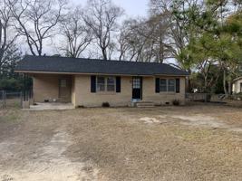 featured image of 1609 South Lee Drive