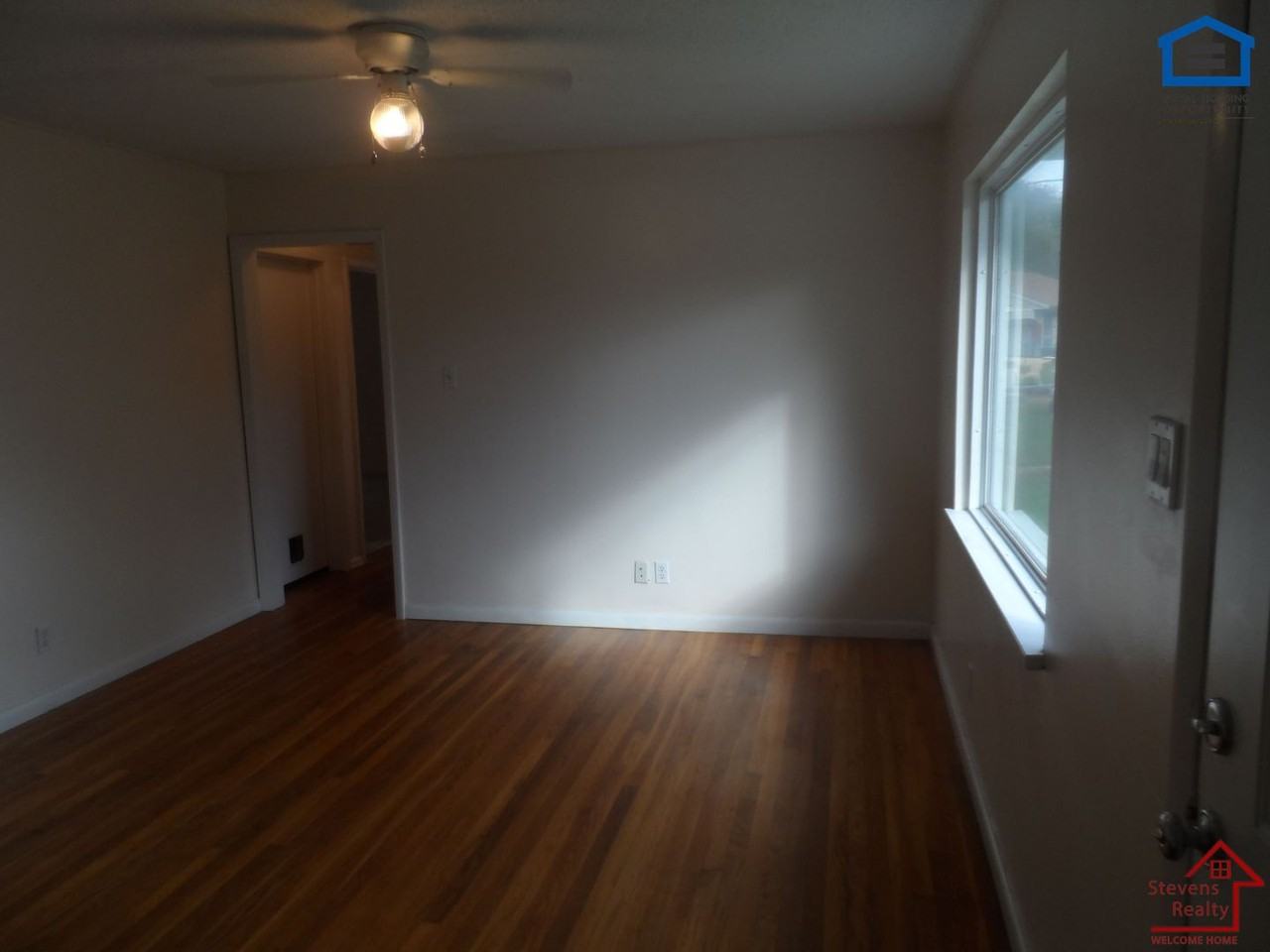 2147 Berea Ave - Photo 6 of 10