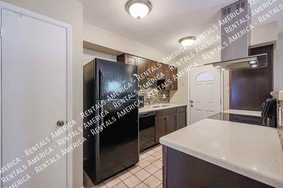 2156 East Yale Drive - Photo 7 of 14