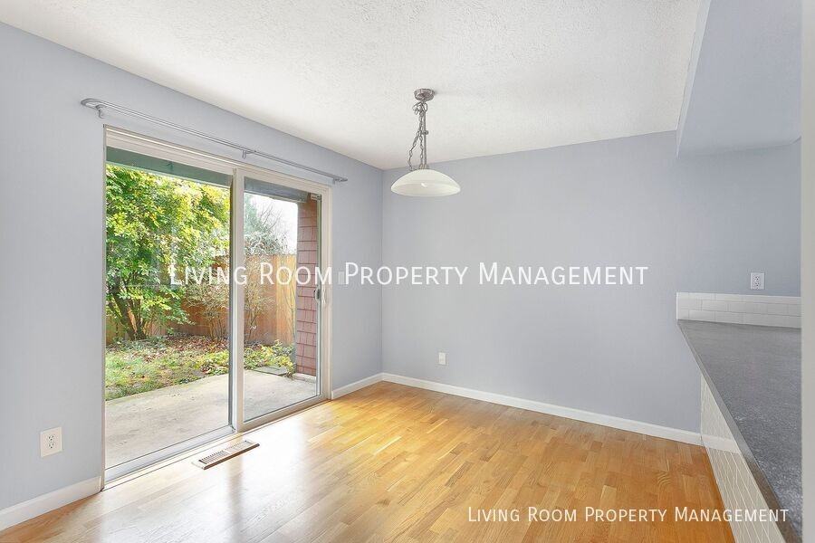 12233 Southeast River Road - Photo 6 of 16