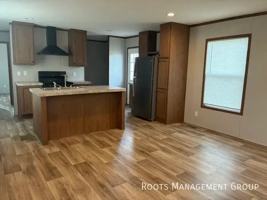 featured image of 700 E 6th St #115