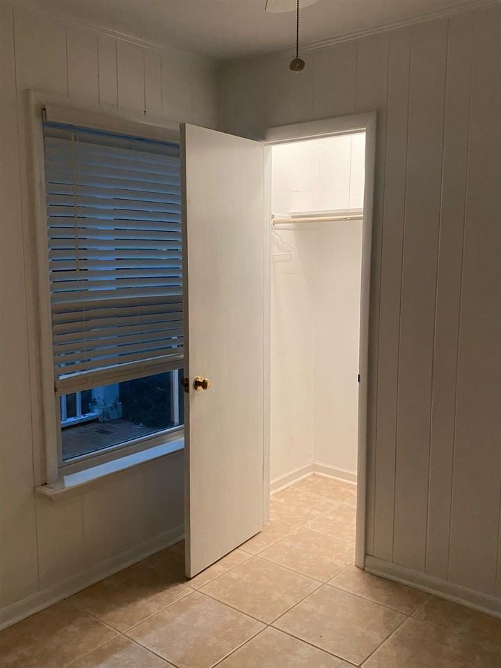 7585 Skipper Ln #7585 - Photo 3 of 34