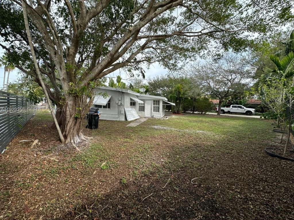 1790 Ne 18th St #1790 - Photo 3 of 18