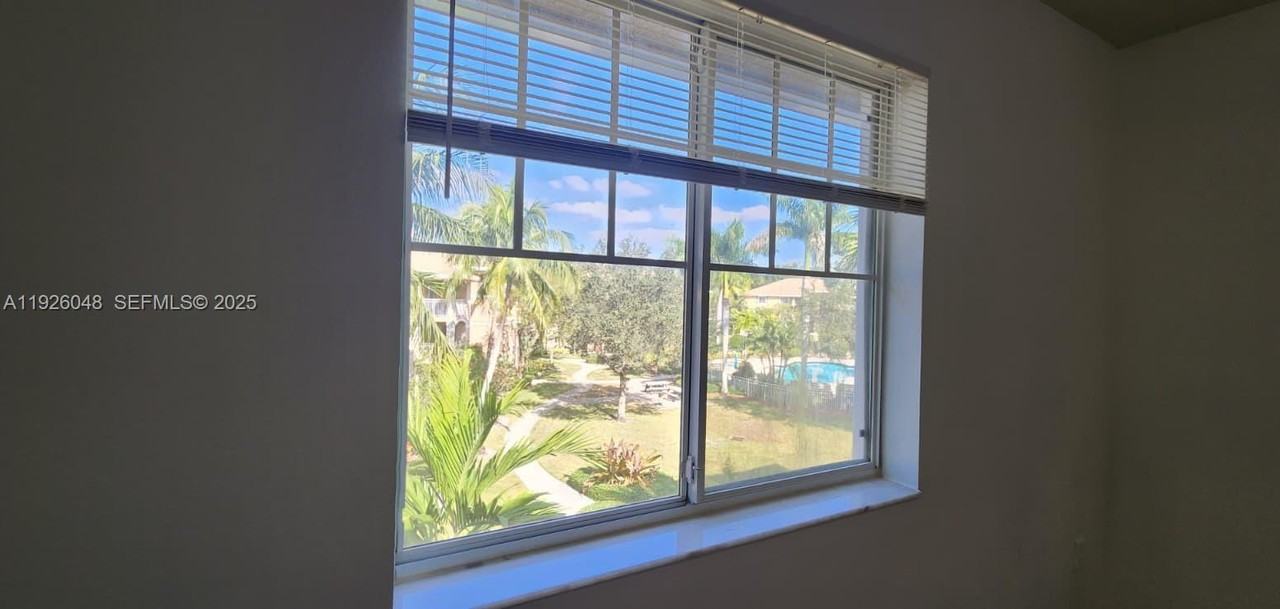 6505 Emerald Dunes Drive #6505-307 - Photo 7 of 17