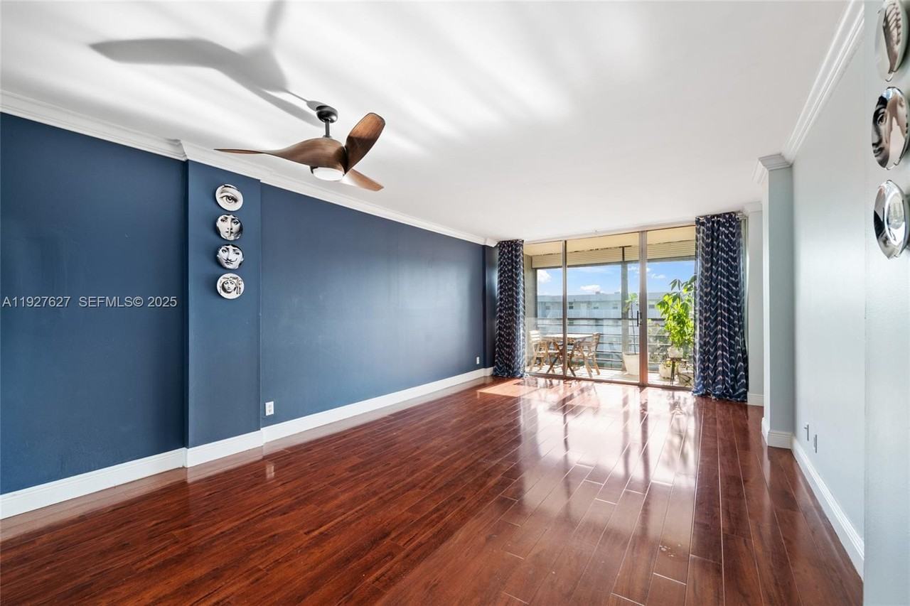 116 Royal Park Drive #1164D - Photo 4 of 30