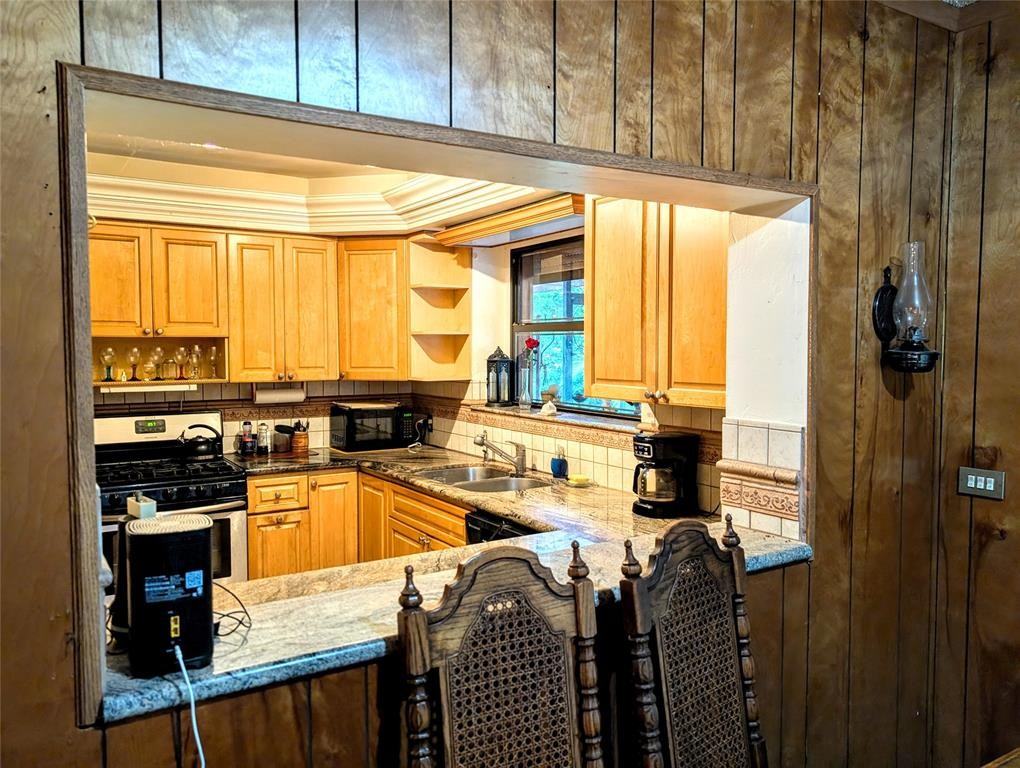 169 Palmetto Drive #169 - Photo 4 of 27