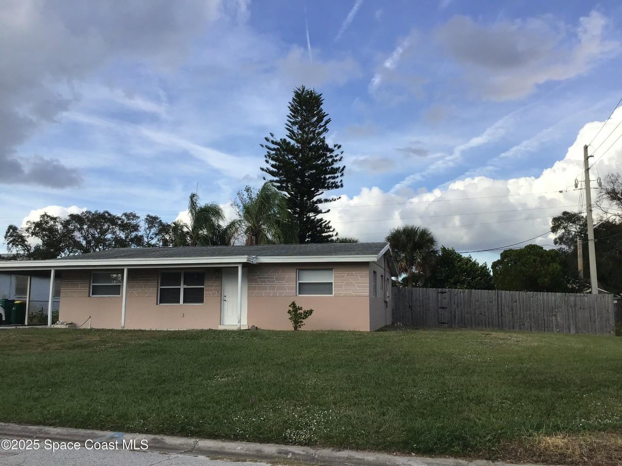 2360 Warwick Rd #2360 - Photo 3 of 16