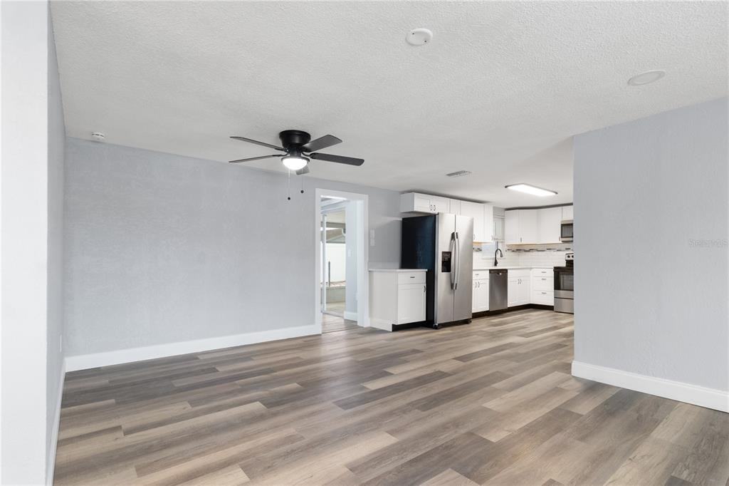 7415 San Salvadore Drive #7415 - Photo 3 of 32