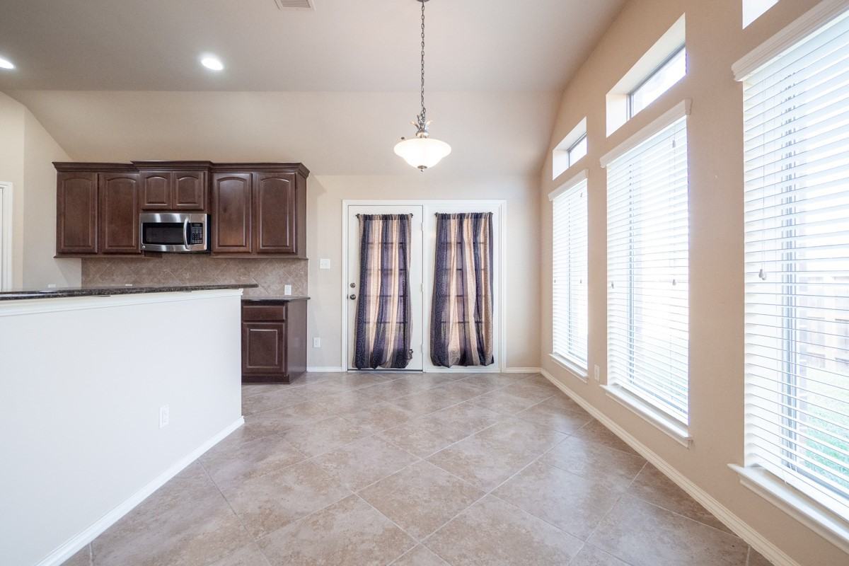 5211 Belvedere Drive #5211 - Photo 4 of 32