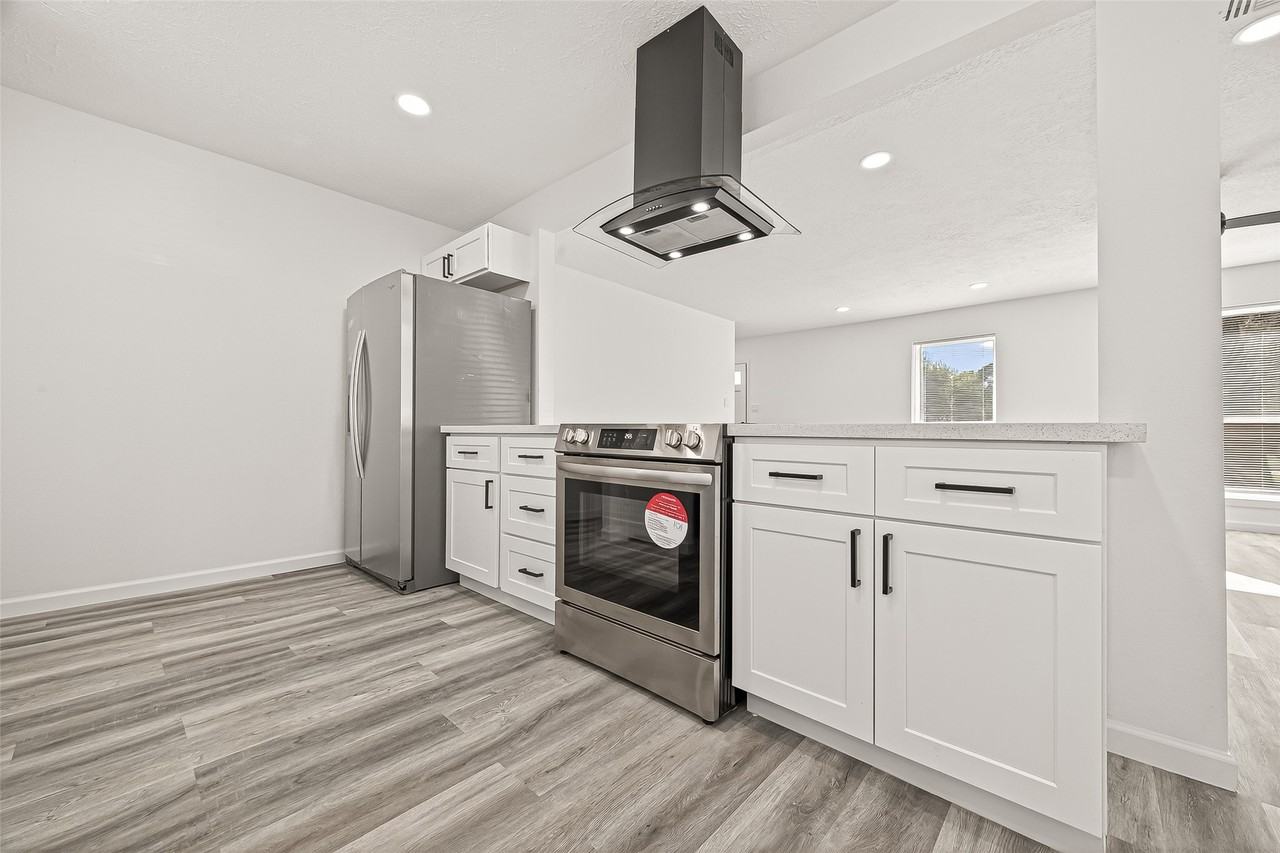 11434 Loyola Drive #11434 - Photo 5 of 41