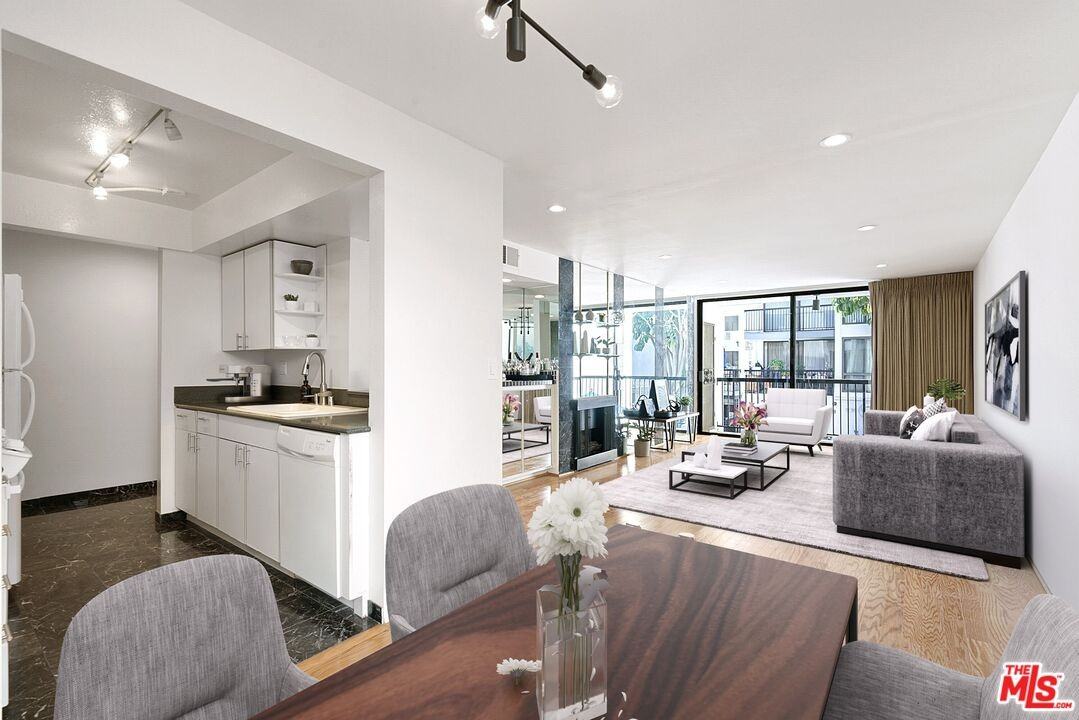 906 North Doheny Drive #906-322 - Photo 2 of 11