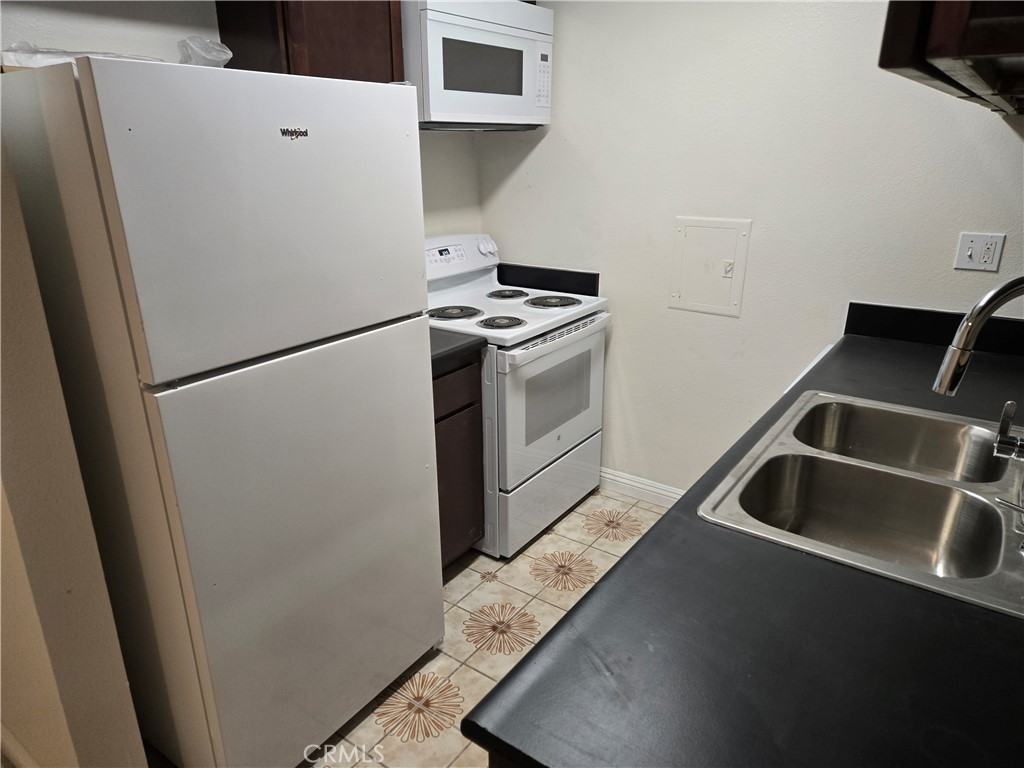 5585 E Pacific Coast Hwy #5585-115 - Photo 4 of 39