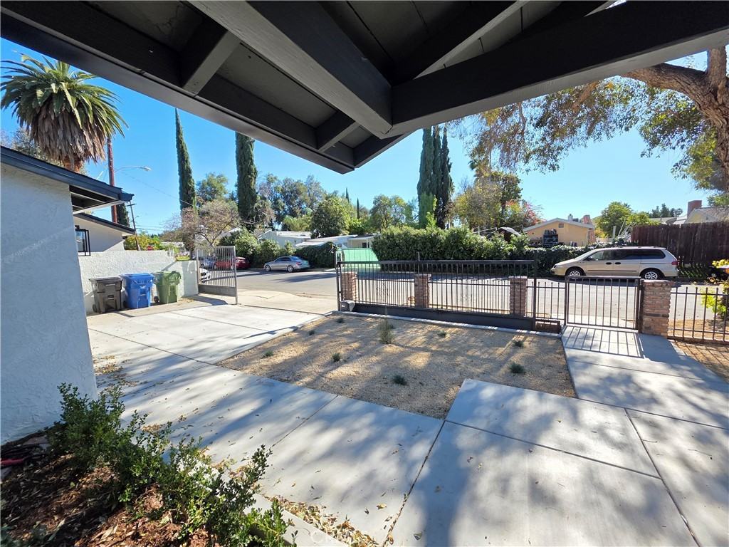 18719 Bassett Street #18719 - Photo 6 of 24