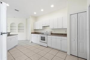 featured image of 29 E Diamond Dr #29