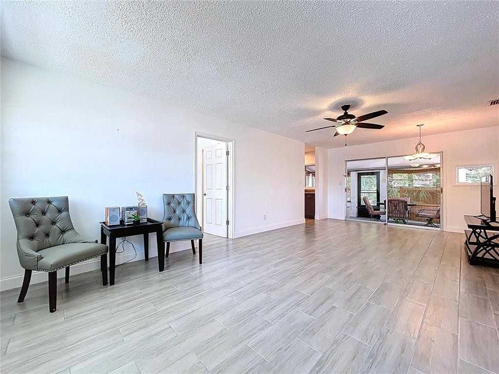 5806 Liverpool Dr #5806 - Photo 4 of 25