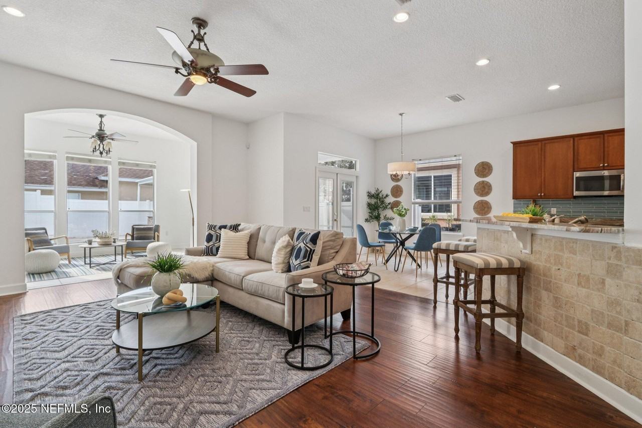 10008 Sifton Court #10008 - Photo 3 of 50