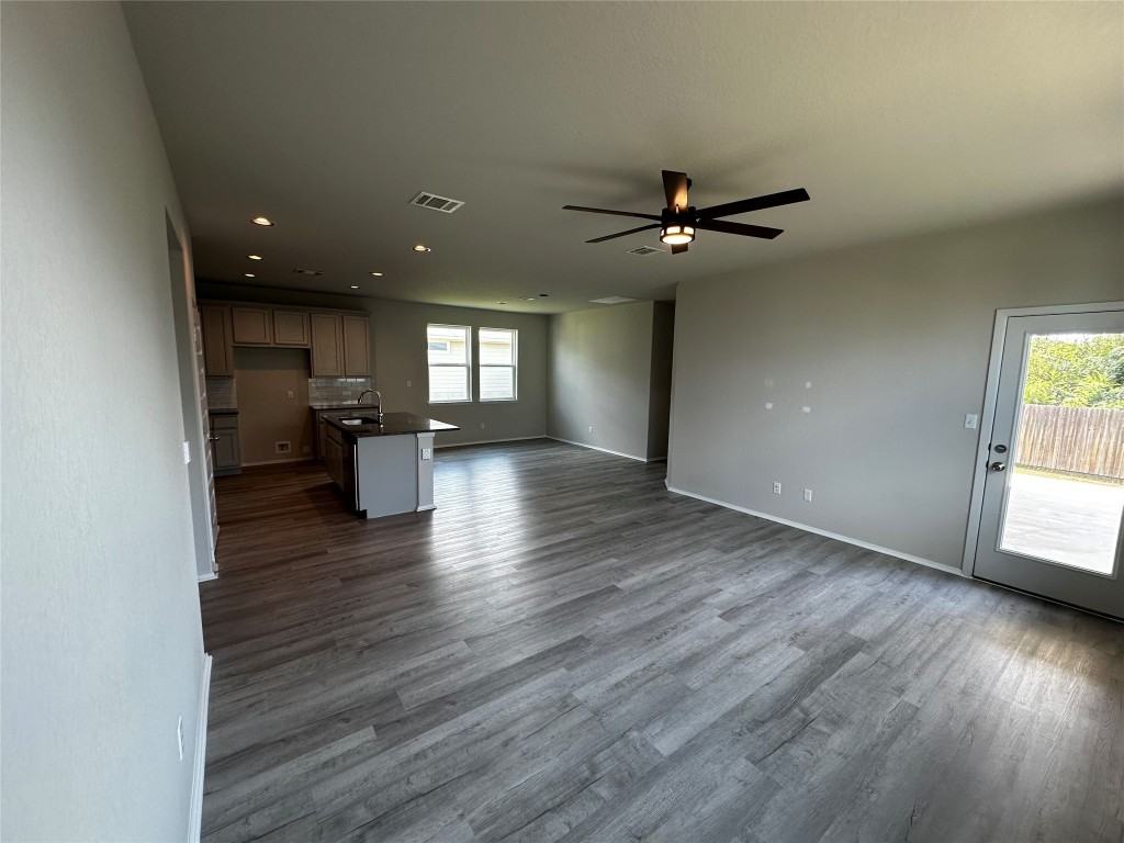 316 Insider Loop #316 - Photo 2 of 13