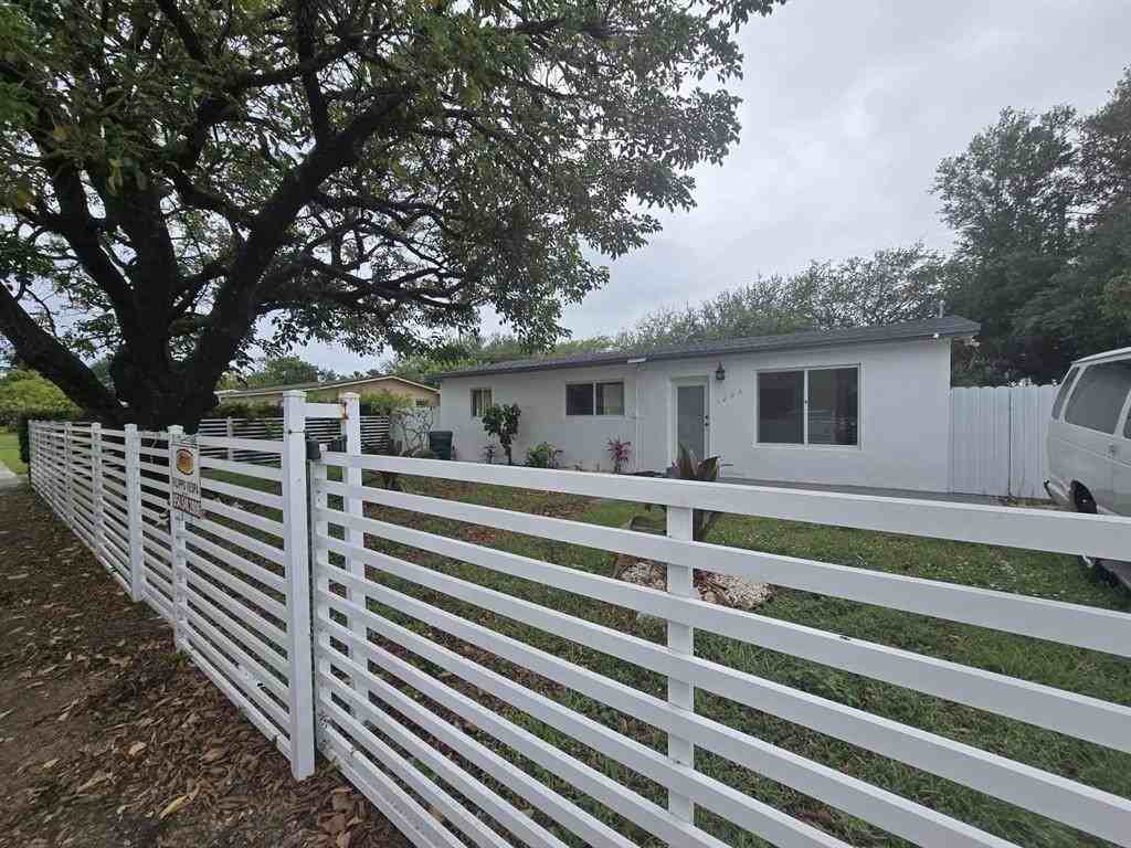 1220 Northeast 206th Street #1220 - Photo 2 of 18