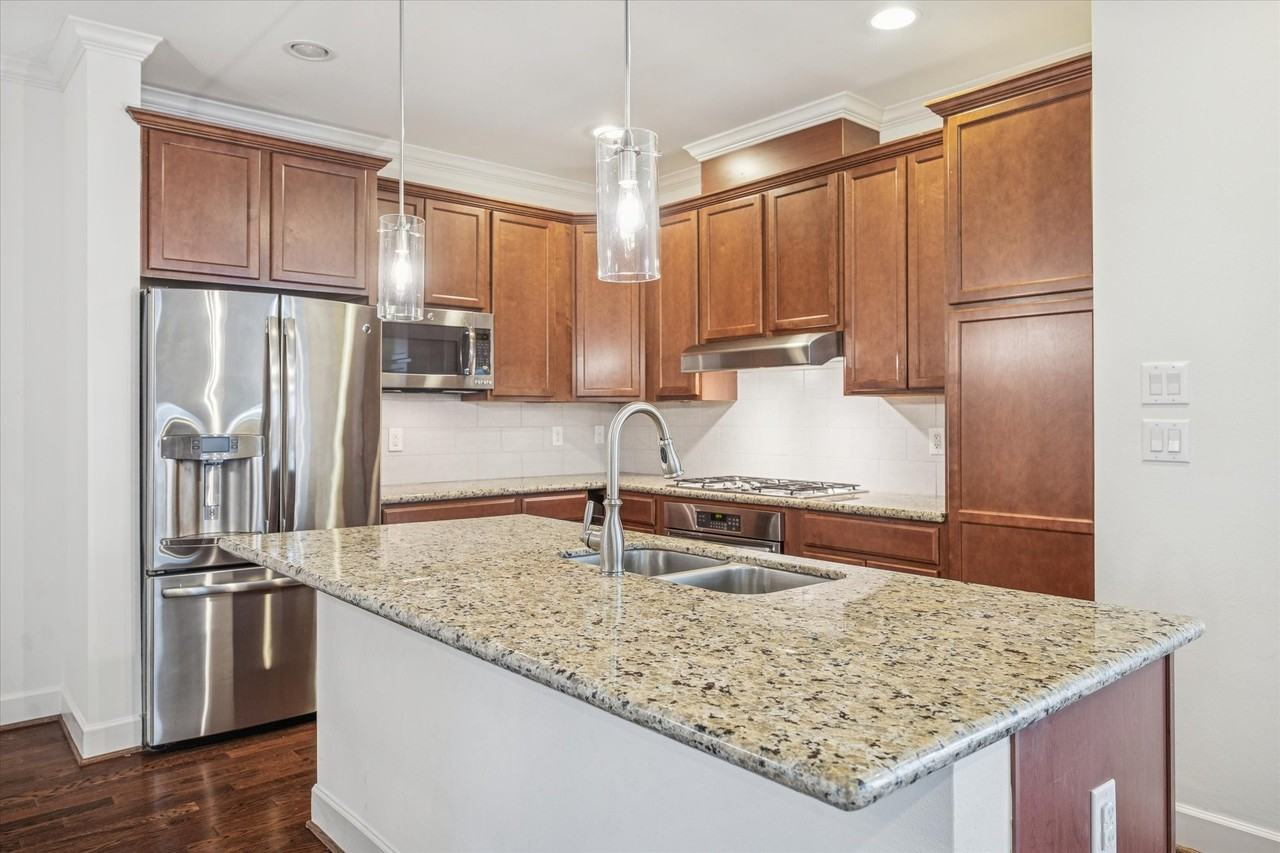 183 Kendrick Pines Boulevard #183 - Photo 7 of 27