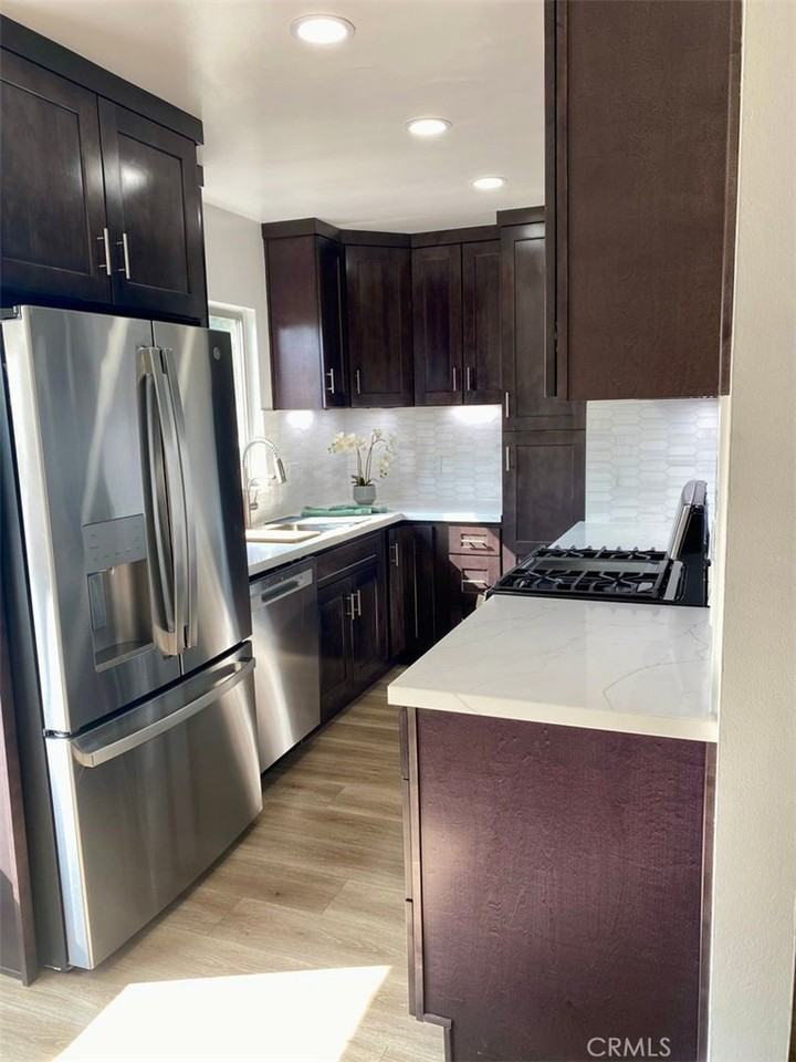 241 Newport Avenue #241-5 - Photo 4 of 8