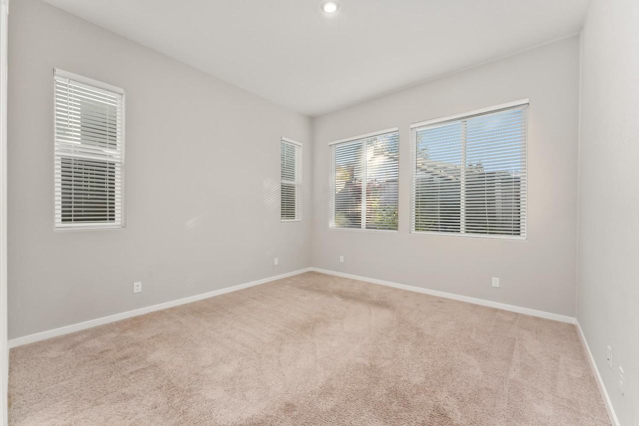 7020 Talmage Court #7020 - Photo 3 of 40