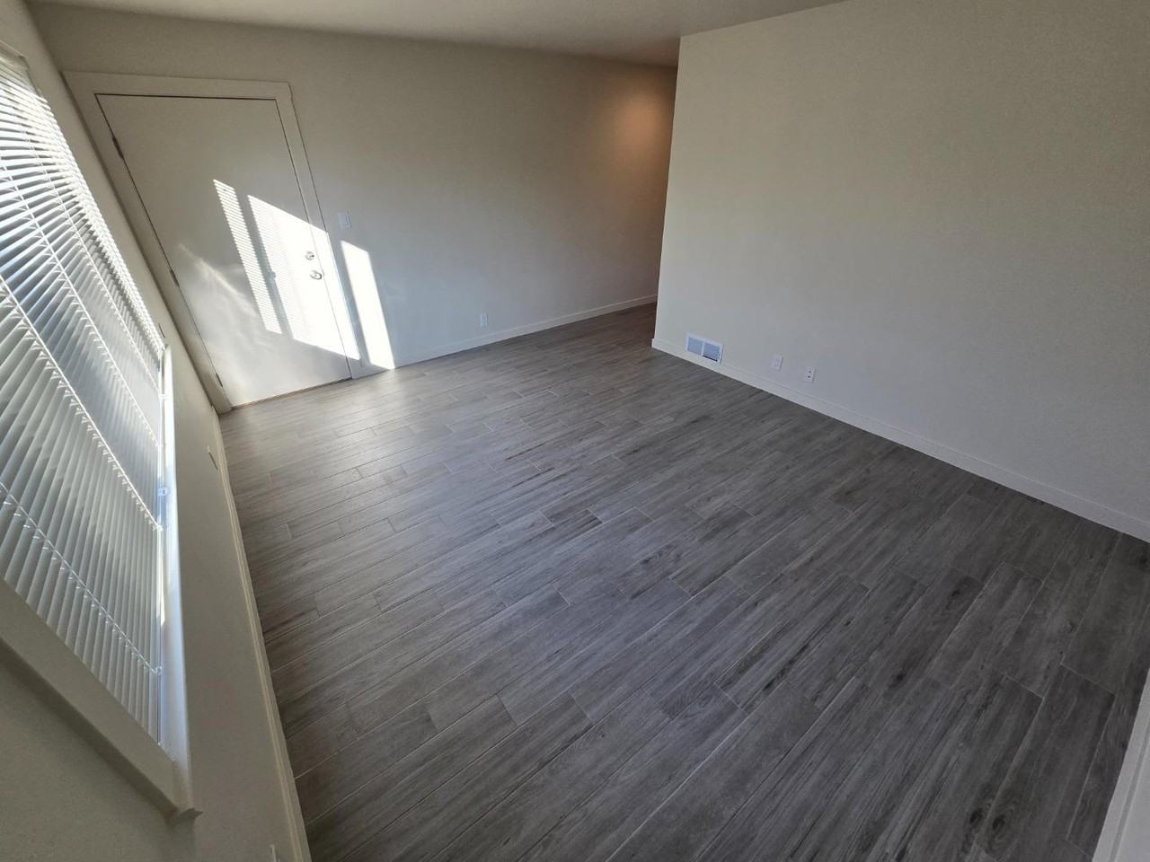 22 Linden Avenue #22-2