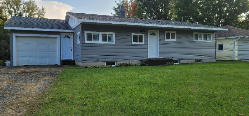 551 West Franklin Avenue