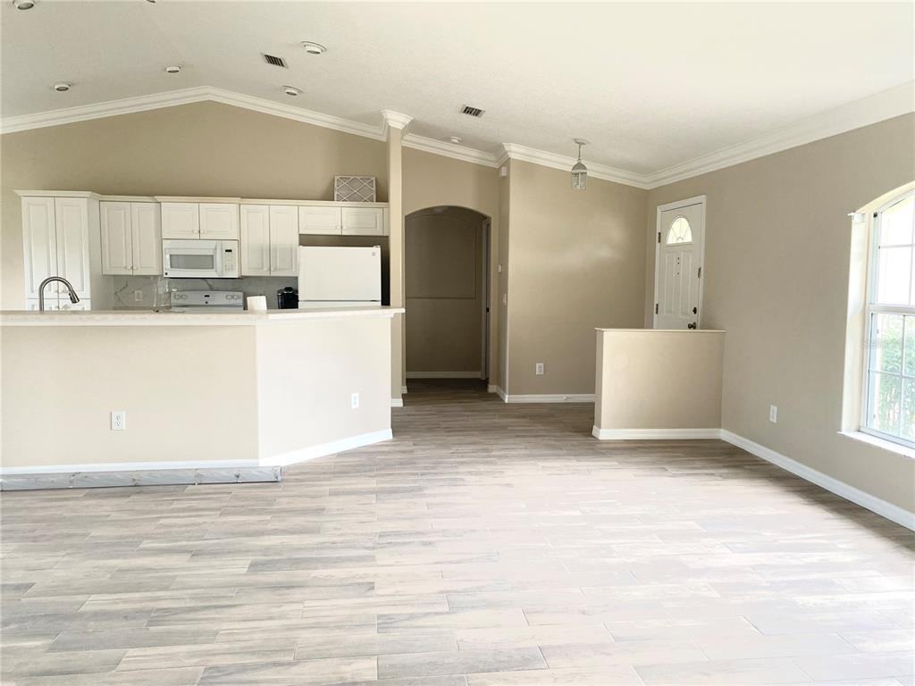 6 Woodshaw Lane #6 - Photo 5 of 16