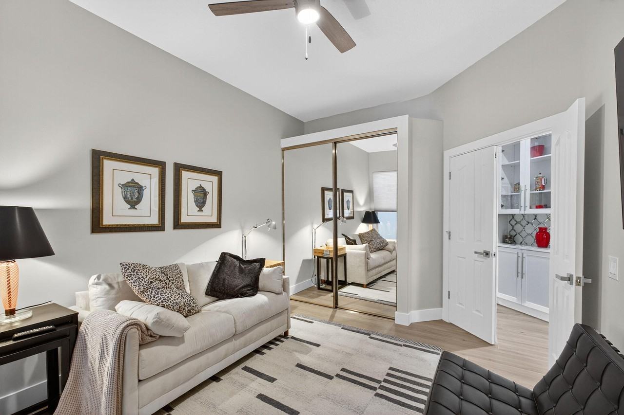 945 Bear Island Circle #945 - Photo 5 of 29