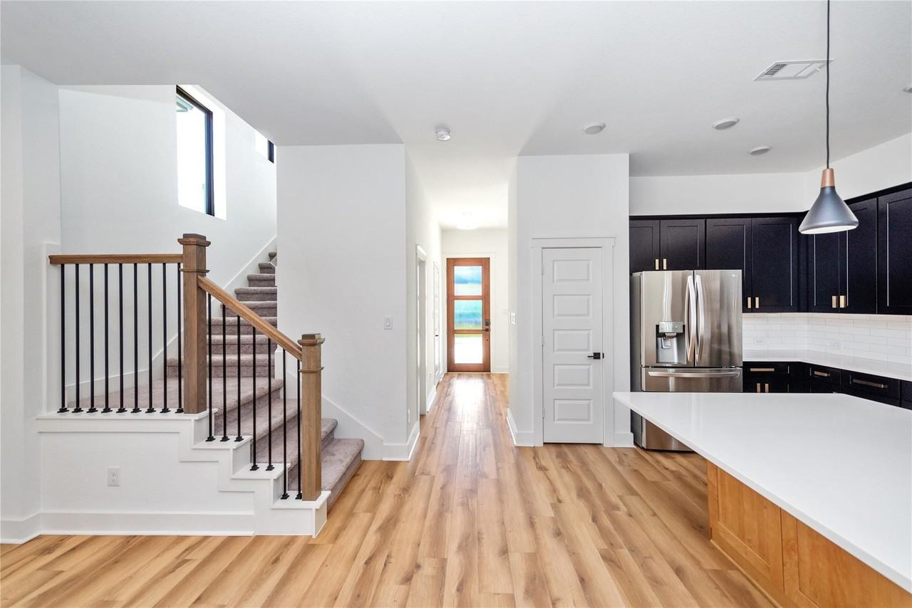 18618 Curteous Way #18618 - Photo 3 of 30